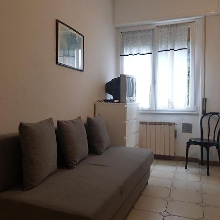 Holiday In Pietra Ligure Exterior foto